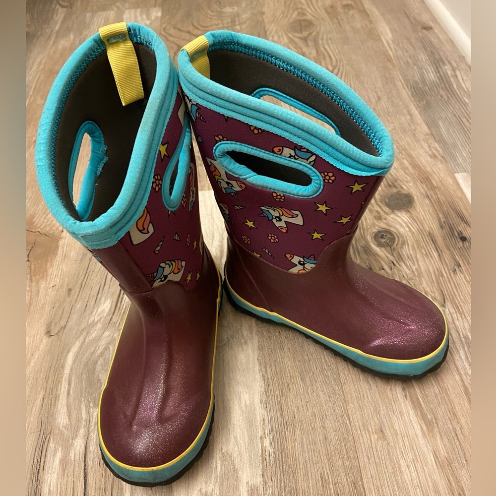 Kid Bogs- size 12- good condition